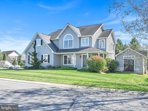 47 Eastfield Dr, Lebanon, PA, 17042-8000 | Card Image