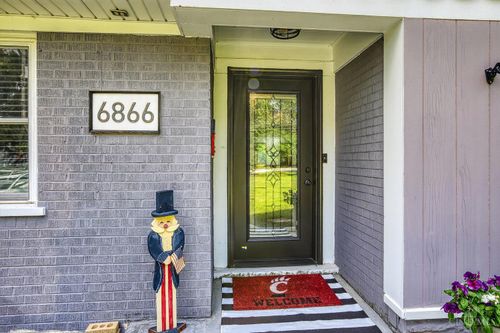 6866 Kenwood Rd, Madeira, OH, 45243-2346 | Card Image