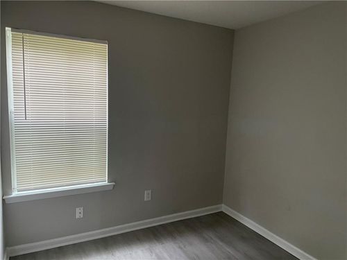 5741 Wellborn Oaks Ct, Lithonia, GA, 30058-3975 | Card Image