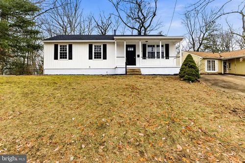 16 E Woodburn Ave, PINE HILL, NJ, 08021-7363 | Card Image