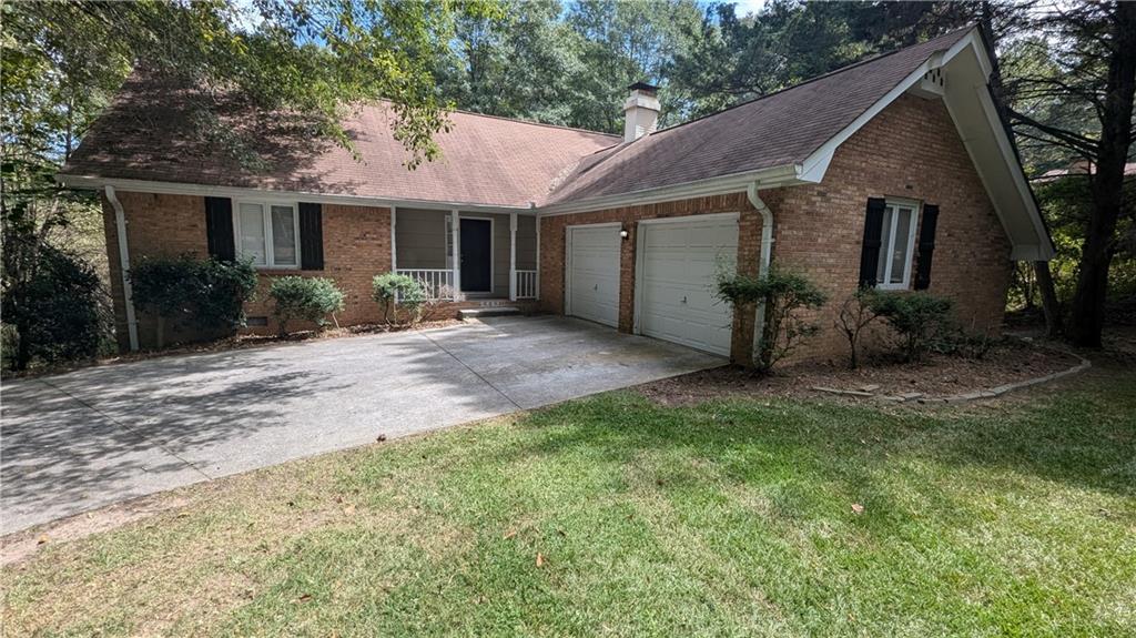 Hudson Dr, Lilburn, GA 30047