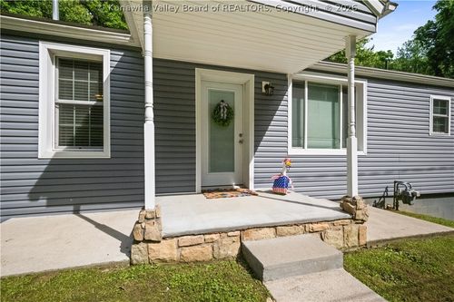 300 Dutch Rd, Charleston, WV, 25302-4426 | Card Image