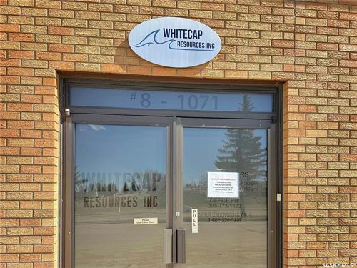 7andamp8-1071 Central Avenue, Swift Current, SK, S9H2A8 | Card Image