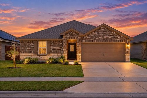 7758 Lariat Toss Dr, Corpus Christi, TX, 78414-1428 | Card Image