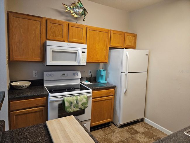 APT-1417 - 4802 51 St St W, Condo with 2 bedrooms, 2 bathrooms and null parking in BRADENTON FL | Image 5