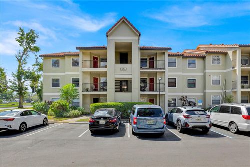 apt-303-3012 Parkway Blvd, Kissimmee, FL, 34747-4509 | Card Image
