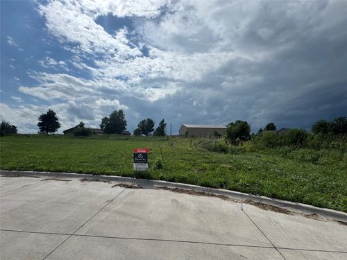 436 15th Ave Se, Altoona, IA, 50009-4816 | Card Image