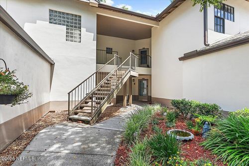 204-10150 Belle Rive Blvd, Jacksonville, FL, 32256-9048 | Card Image
