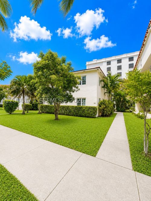 215 Sidonia Ave, Coral Gables, FL, 33134-3254 | Card Image