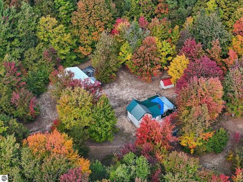 11096 Dirt Road, Mesick, MI, 49668 | Card Image