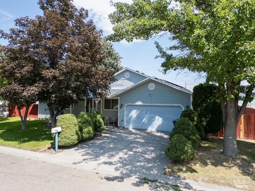 2917 Janis Way, Burley, ID, 83318-3336 | Card Image