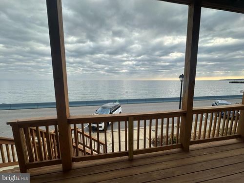 9226 Atlantic Ave, NORTH BEACH, MD, 20714-4048 | Card Image