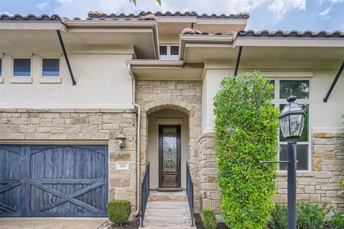 25-207 Maxwell Way, Austin, TX, 78738-1805 | Card Image