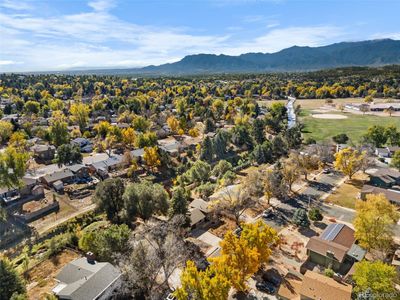 4613 S Sleepy Hollow Circle, House other with 3 bedrooms, 1 bathrooms and 1 parking in Colorado Springs CO | Image 2