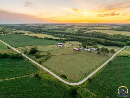 448 S 700 Rd, Alta Vista, KS, 66834-9100 | Card Image