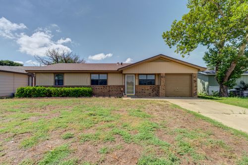 1313 Adrian St, Lubbock, TX, 79403-1709 | Card Image