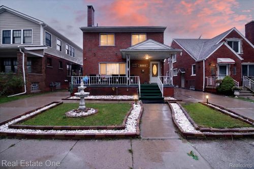 5001 Reuter St, Dearborn, MI, 48126-3361 | Card Image