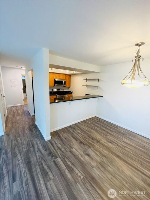 apt-10-14006 Se 6th St, Bellevue, WA, 98007-7019 | Card Image