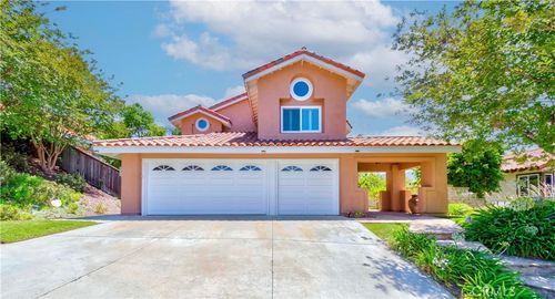 5560 Via Cantada, Yorba Linda, CA, 92887 | Card Image