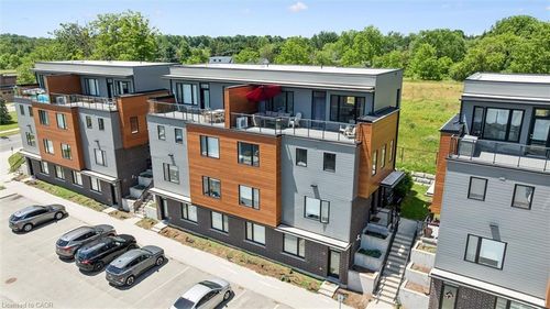 12-54 Bridge St W, Kitchener, ON, N2K0G4 | Card Image