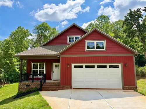 128 Arrowood Ln, Harmony, NC, 28634-9377 | Card Image