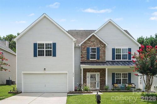 5813 Parkstone Dr, Matthews, NC, 28104-0563 | Card Image