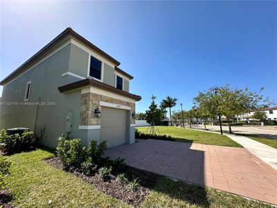 3558 W 108th St, House other with 4 bedrooms, 2 bathrooms and null parking in Hialeah FL | Image 2