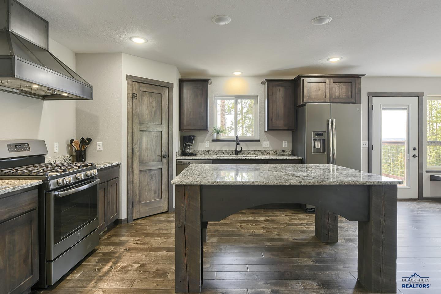 Residential in Lead 5
