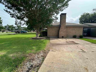 2441 10th, House other with 3 bedrooms, 3 bathrooms and null parking in Port Neches TX | Image 2