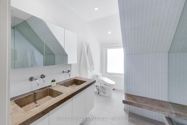 282 Crawford St, House attached with 5 bedrooms, 4 bathrooms and 1 parking in Toronto ON | Image 31