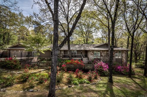 2423 N Rodney Parham Rd, Little Rock, AR, 72212-3545 | Card Image