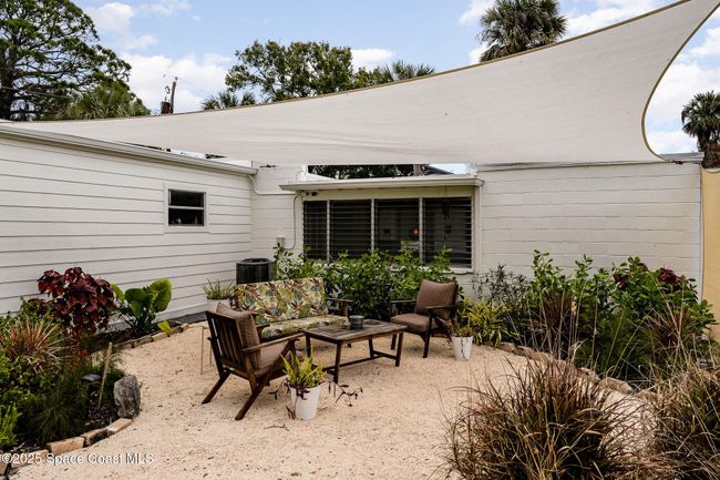 Outdoor Seating Area with Landscaping | Image 22