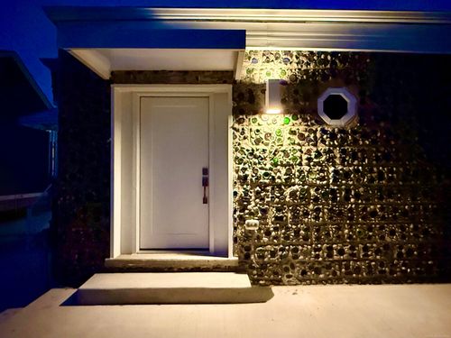 39 W Elza Ave, Hazel Park, MI, 48030-2205 | Card Image