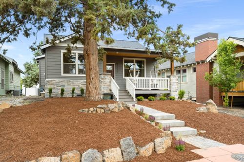 63227 Brad St, Bend, OR, 97701-7078 | Card Image