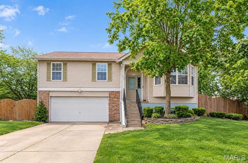 105 Christina Marie Dr, O Fallon, MO, 63368-7873 | Card Image