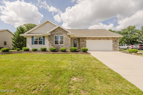 2440 Bluestone Dr, Findlay, OH, 45840-7361 | Card Image