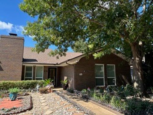 638 St Charles Ct, Arlington, TX, 76013-1370 | Card Image