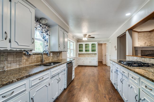 1601 Lexington Dr, House other with 4 bedrooms, 3 bathrooms and null parking in Garland TX | Image 7