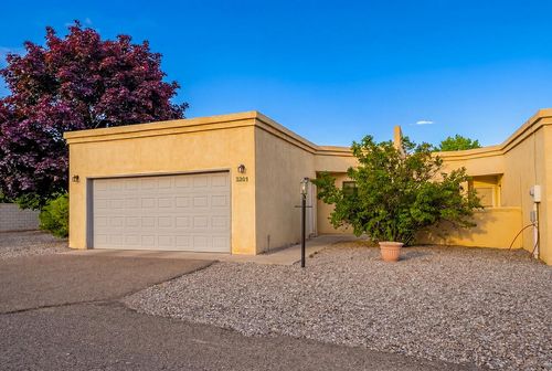 3201 Oakmount Dr Se, Rio Rancho, NM, 87124-2165 | Card Image