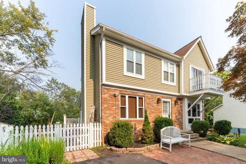 3 Mcfarlin Ct, GERMANTOWN, MD, 20874-1433 | Card Image
