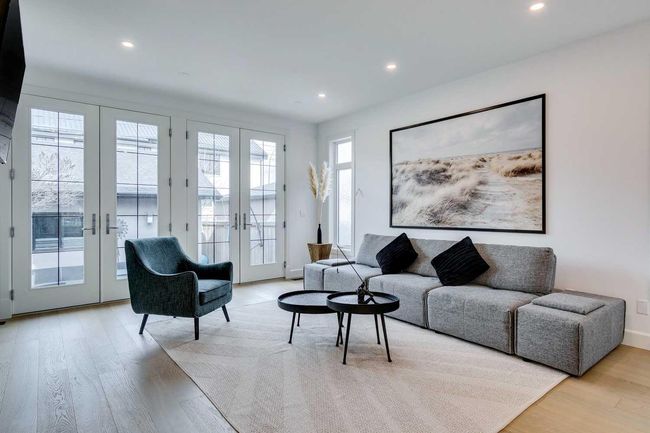 18 27 Avenue Sw, House other with 4 bedrooms, 4 bathrooms and 2 parking in Calgary AB | Image 20