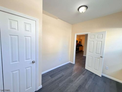 113 Delavan Ave, Newark, NJ, 07104-3016 | Card Image