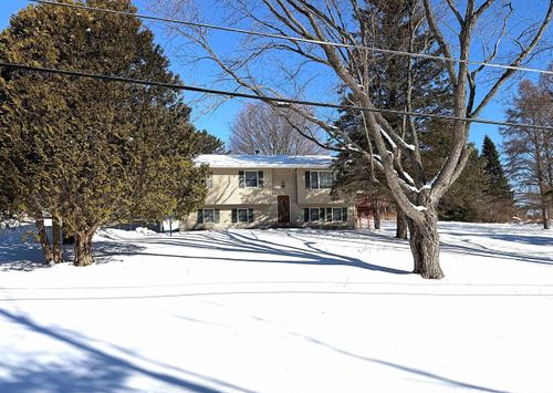 318 Oak Knoll Rd, Williston, VT, 05495-2059 | Card Image