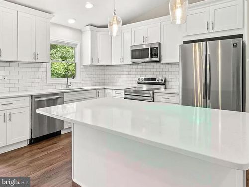 10788 Forest Edge Cir, NEW MARKET, MD, 21774-1802 | Card Image