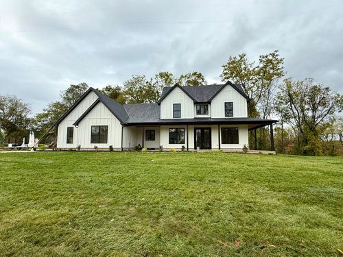 1038 Morris Dr, Richmond, KY, 40475-7916 | Card Image