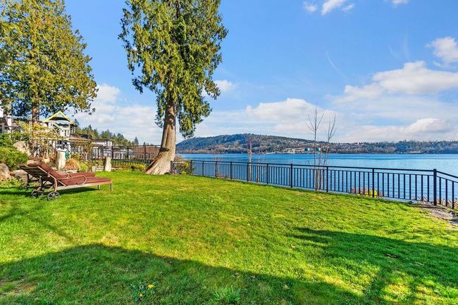 3765 Dollarton Highway, House other with 5 bedrooms, 4 bathrooms and 4 parking in North Vancouver BC | Image 18
