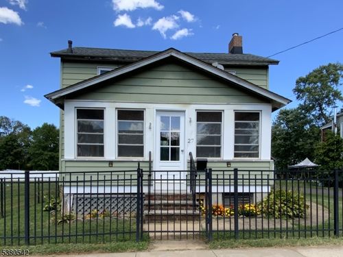 27 2nd St, Somerville, NJ, 08876-2914 | Card Image