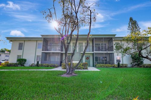 202-7547 S Oriole Blvd, Delray Beach, FL, 33446-1371 | Card Image