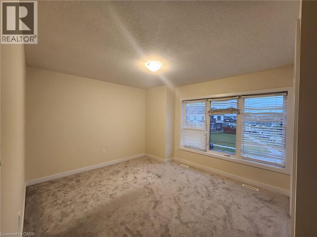 Residential Lease in Welland 5
