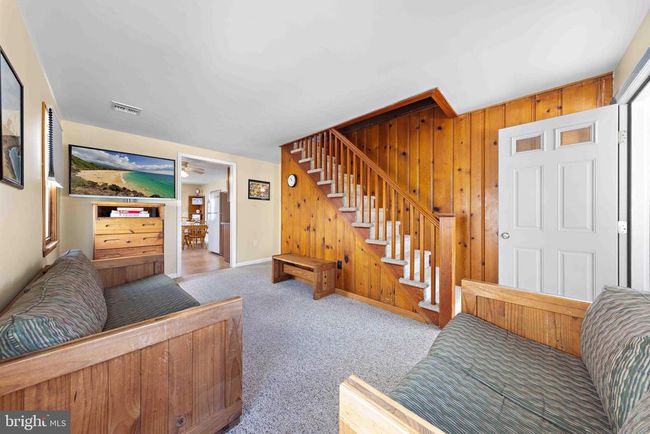 215 W 23 Rd St, House other with 3 bedrooms, 1 bathrooms and null parking in SHIP BOTTOM NJ | Image 5